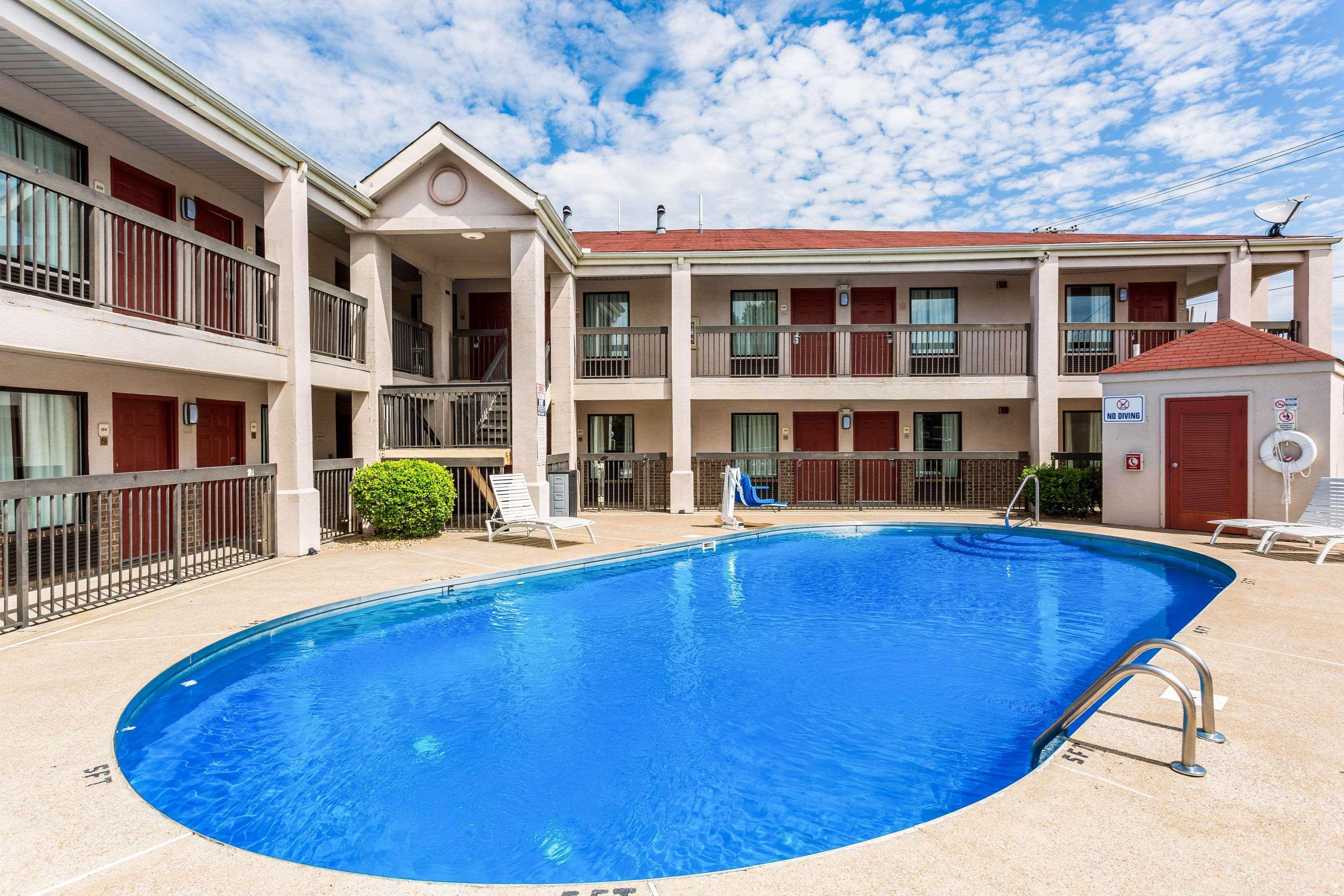 Econo Lodge Inn & Suites Murfreesboro Exteriér fotografie