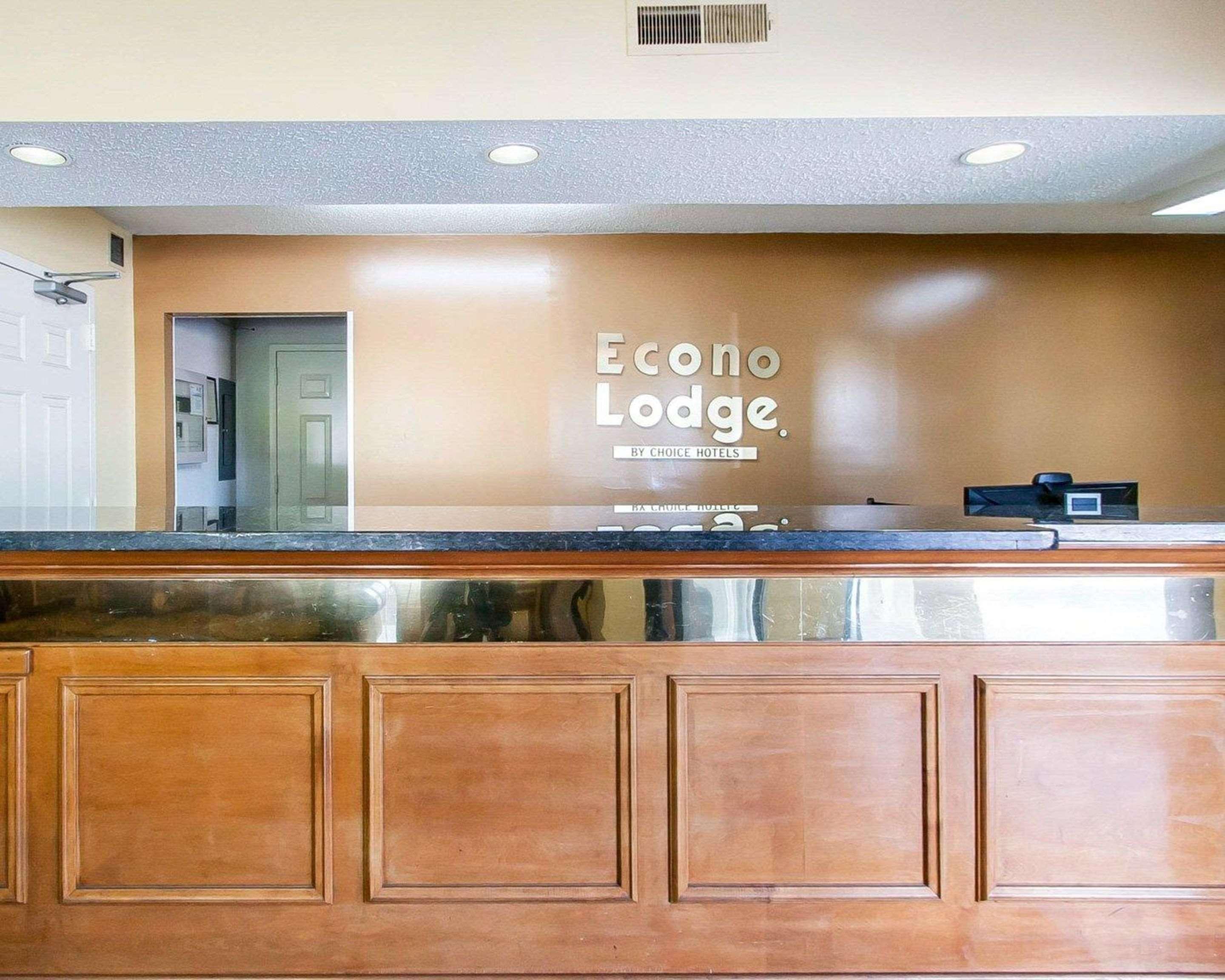 Econo Lodge Inn & Suites Murfreesboro Exteriér fotografie