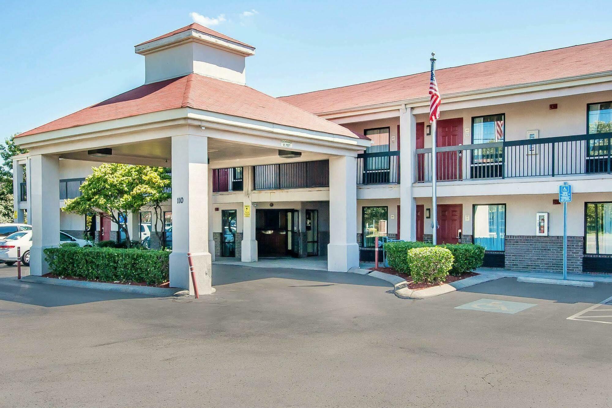 Econo Lodge Inn & Suites Murfreesboro Exteriér fotografie