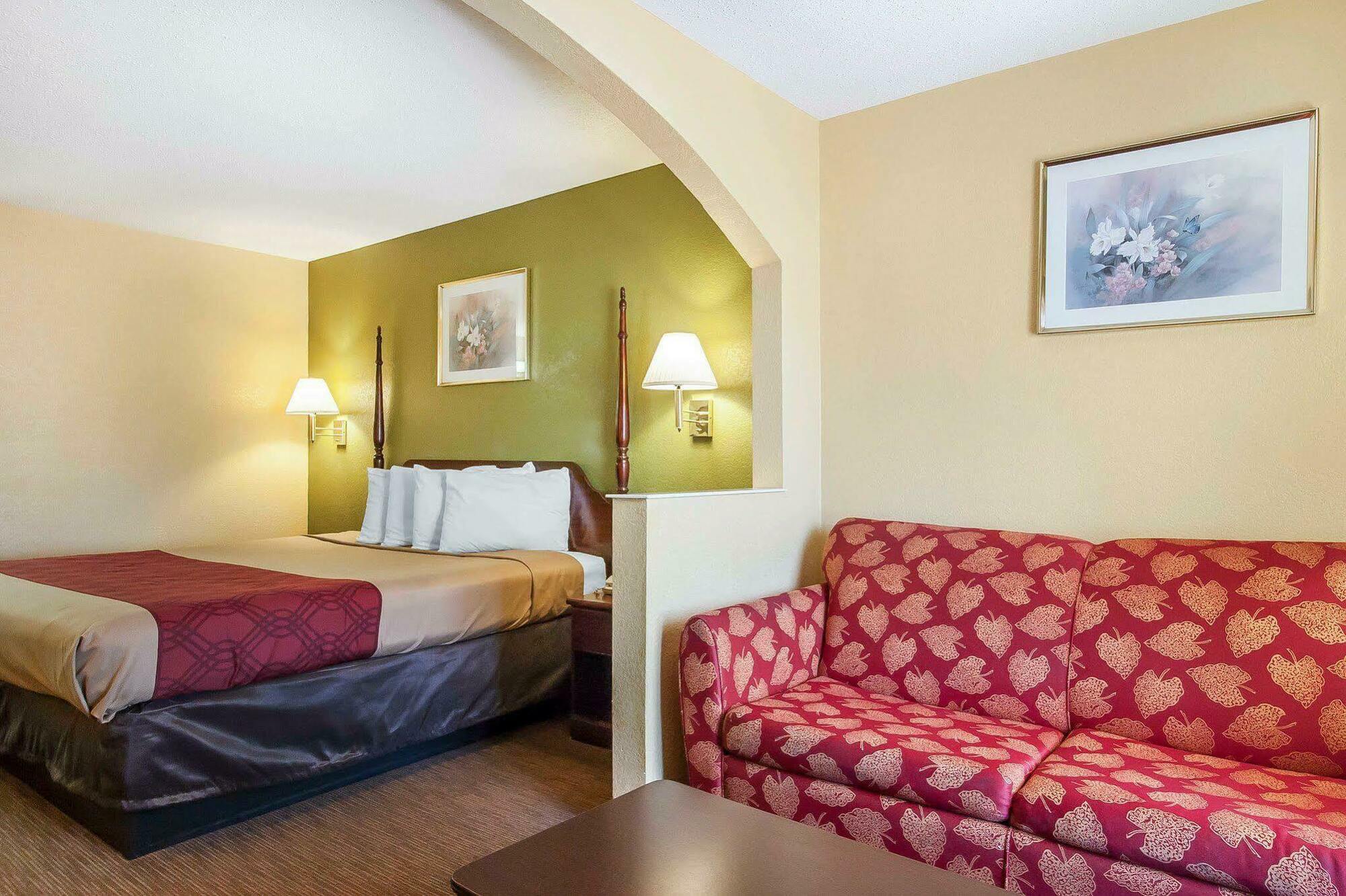 Econo Lodge Inn & Suites Murfreesboro Exteriér fotografie
